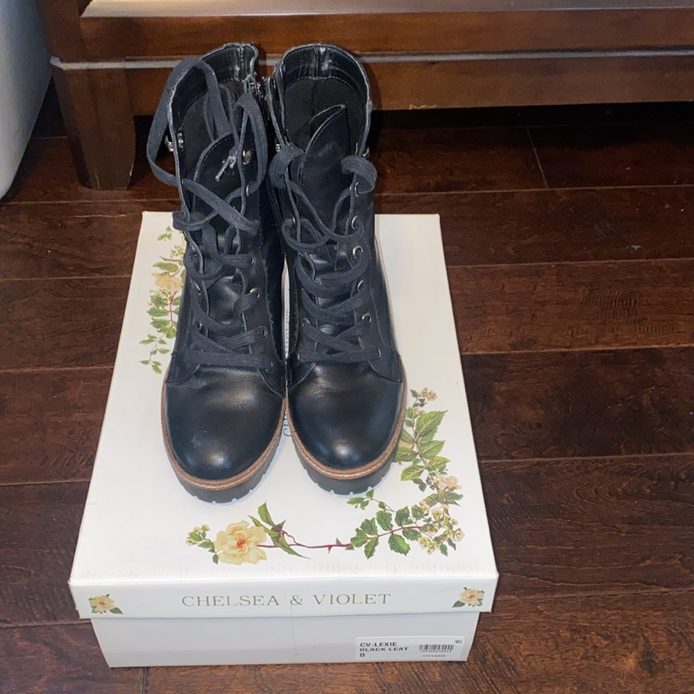 CHELSEA & VIOLET LEXIE BLACK LACE-UP LEATHER PLATFORM CHUNKY HEEL BOOTS SIZE 8